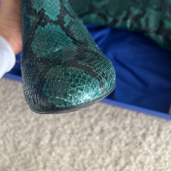 Stuart Weitzman Fifer 80 Emerald Boot - Picture 8 of 16